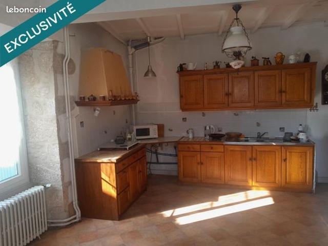 Maison vente à Aurillac, Laroquebrou