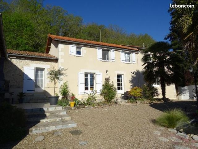 Maison vente à Poitiers, Bonnes