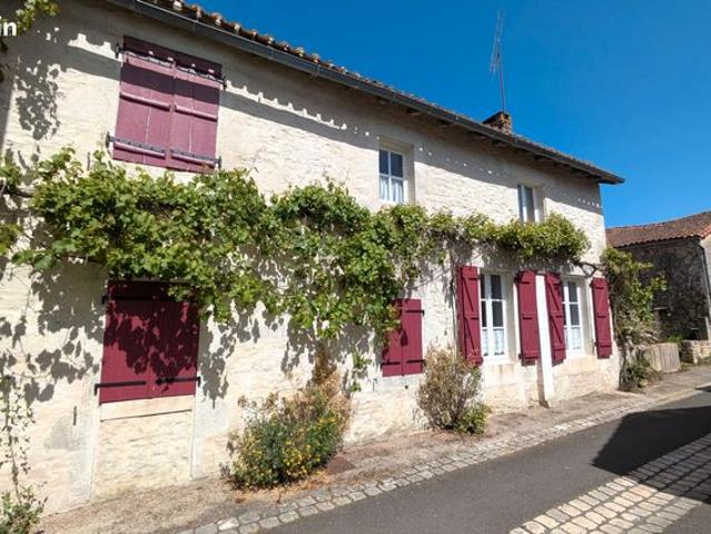 Maison vente à Montmorillon, Usson-du-poitou