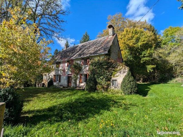 Maison vente à Ussel, Laroche-près-feyt