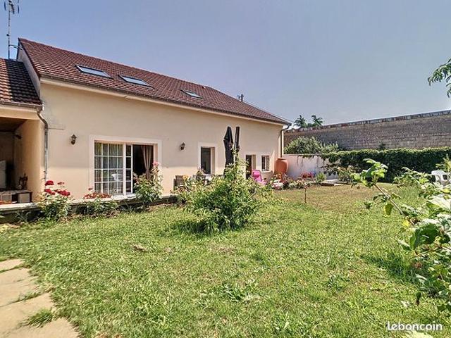 Maison vente à Neufchâteau