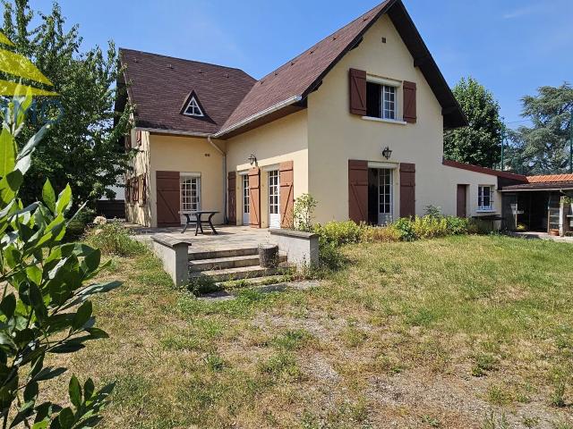 Maison vente à Créteil, Mandres-les-roses