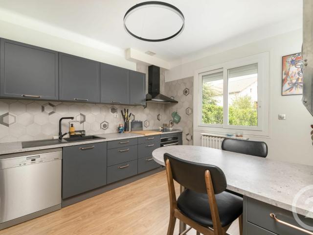 Maison vente à France métropolitaine, L'union