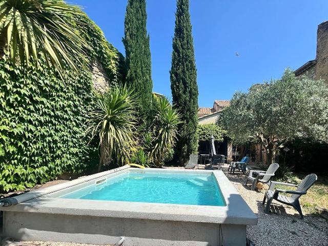 Maison vente à Carpentras, Caderousse
