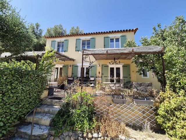Maison vente à Le Revest-les-eaux