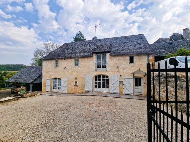 Maison vente à La Meynarde, Turenne
