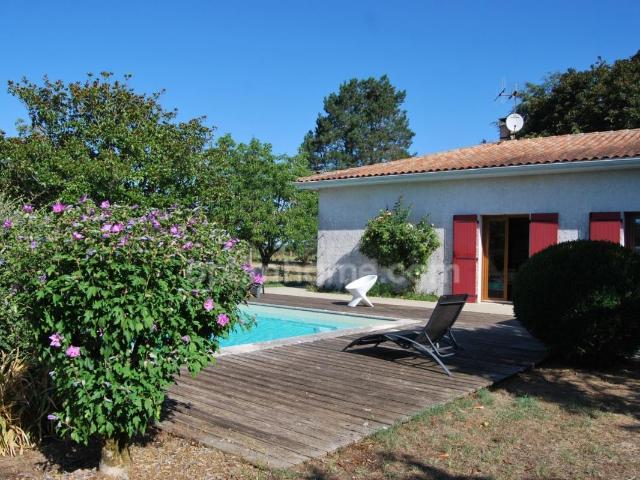Maison vente à Angoulême, Montemboeuf