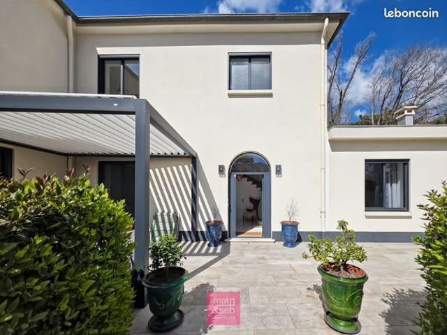 Maison vente à Nîmes