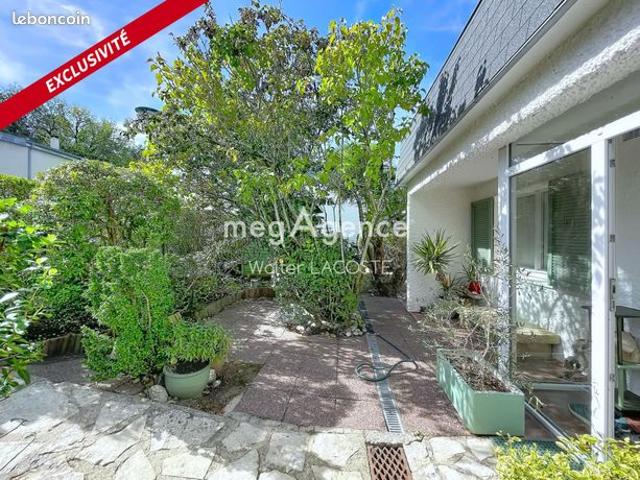 Maison vente à Versailles, Plaisir