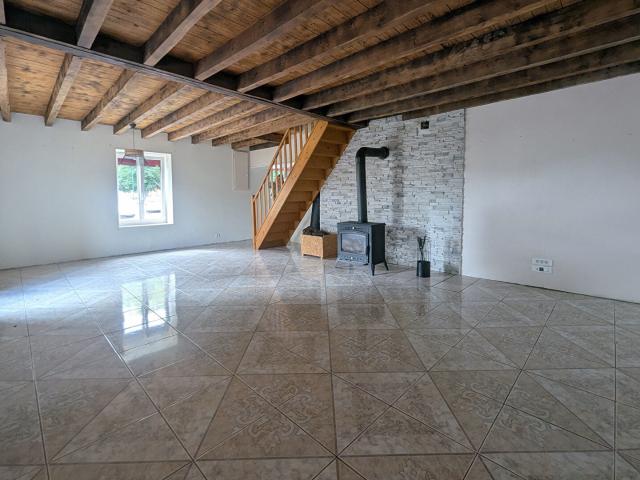 Maison vente à La Fermeté, Nièvre