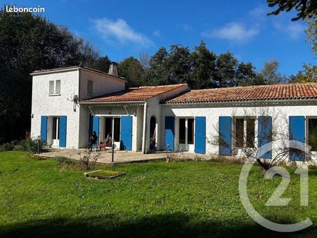 Maison vente à Saintes, Cravans