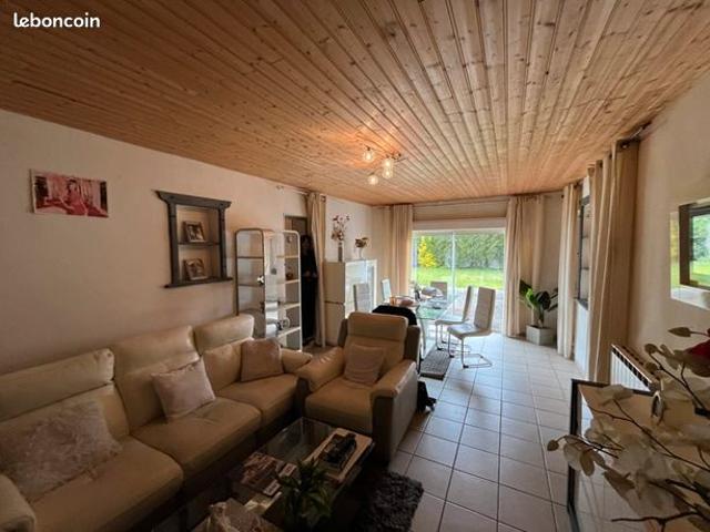 Maison vente à Saint-Jean-d'Angély, Saint-jean-d'angély