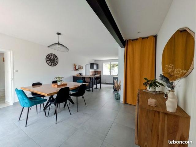 Maison vente à Bressuire, Saint-pierre-des-echaubrognes