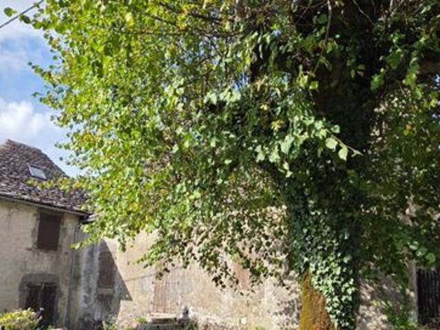Maison vente à Moussages, Cantal