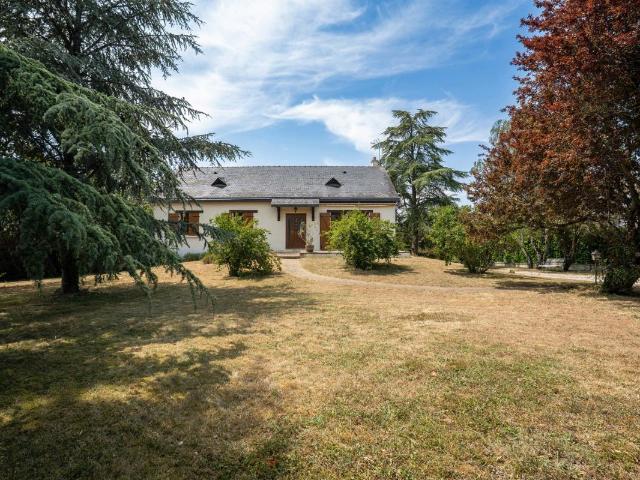 Maison vente à Angers, Saint-léger-des-bois