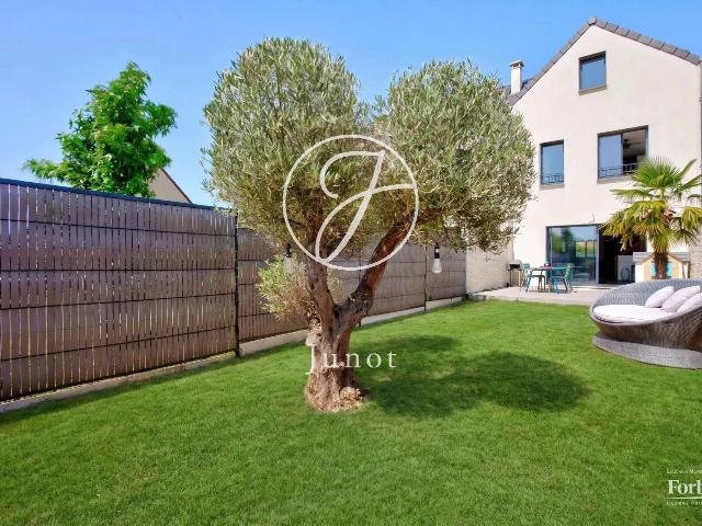 Maison vente à Saint-Germain-en-Laye, Carrières-sur-seine