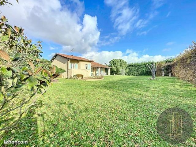 Maison vente à Villefranche-sur-Saône, Rhône