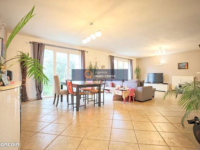 Maison vente à Arrondissement de Toulon, Cuers