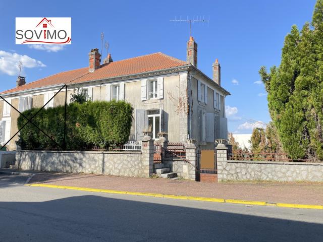Maison vente à Confolens, Nieuil