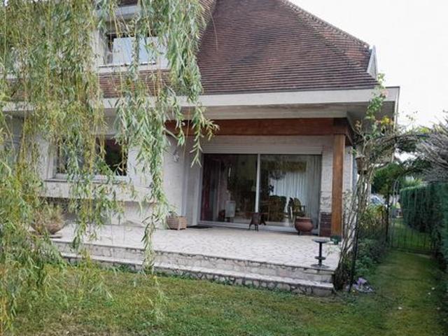 Maison vente à Bruyères-et-montbérault
