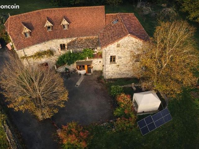 Maison vente à Lacapelle-Marival, Lot