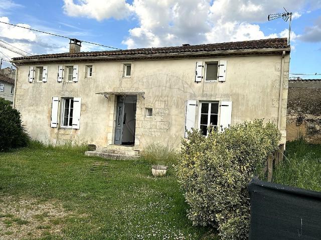 Maison vente à Saintes, Corme-royal