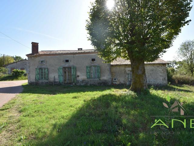 Maison vente à Nontron, Soudat