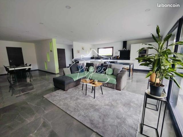 Maison vente à Montbéliard, Mandeure