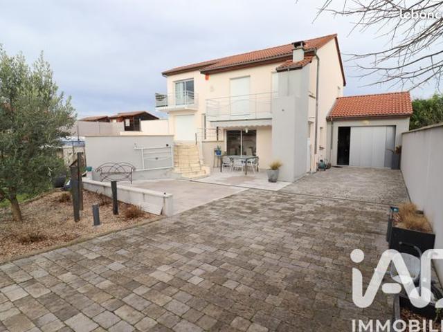 Maison vente à Brioude, Saint-beauzire