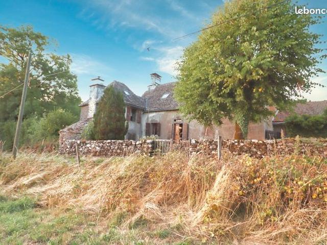 Maison vente à Mauriac, Moussages