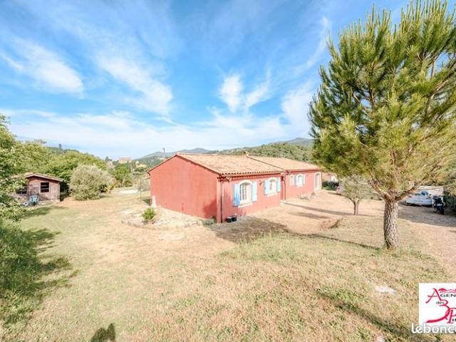 Maison vente à Arrondissement de Toulon, Collobrières