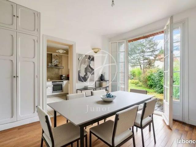 Maison vente à Saint-Germain-en-Laye, Le Vésinet
