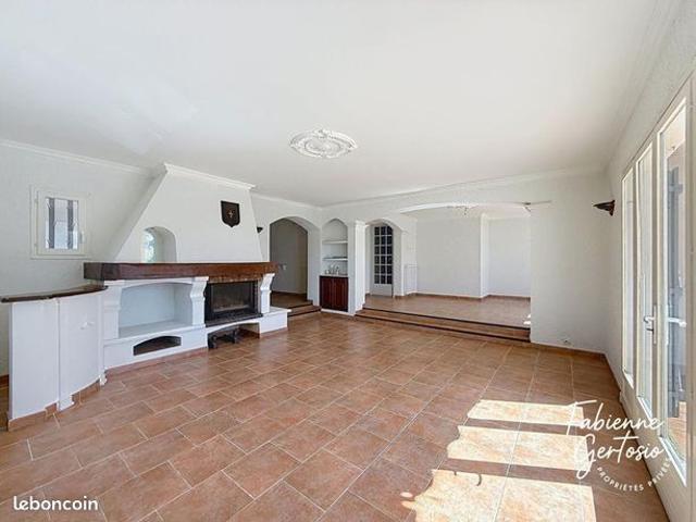Maison vente à Marseille, Ceyreste