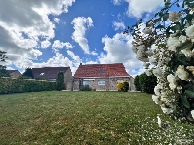 Maison vente à Dunkerque, Uxem