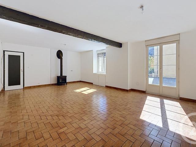 Maison vente à Le Chatelet, Laubrières