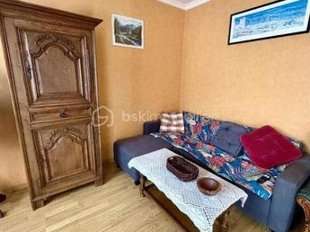 Maison vente à Château-Gontier, Meslay-du-maine