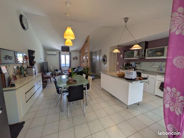 Maison vente à Saintes, Nieul-lès-saintes