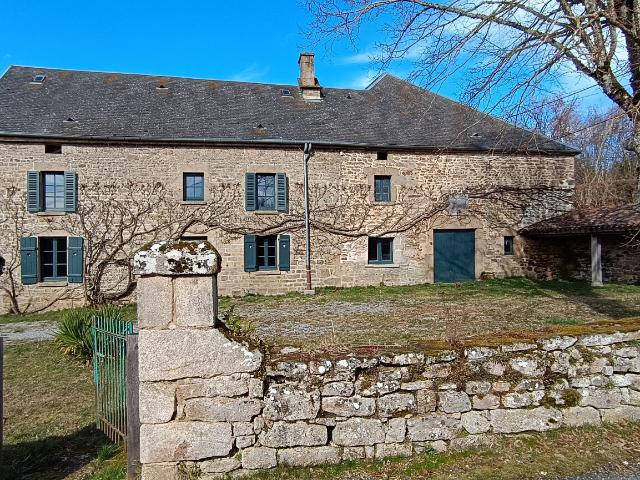 Maison vente à Aubusson, Saint-marc-à-frongier