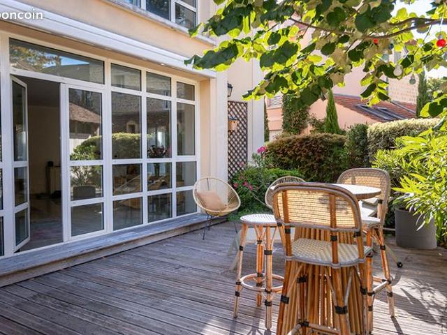 Maison vente à Saint-Germain-en-Laye, Le Vésinet