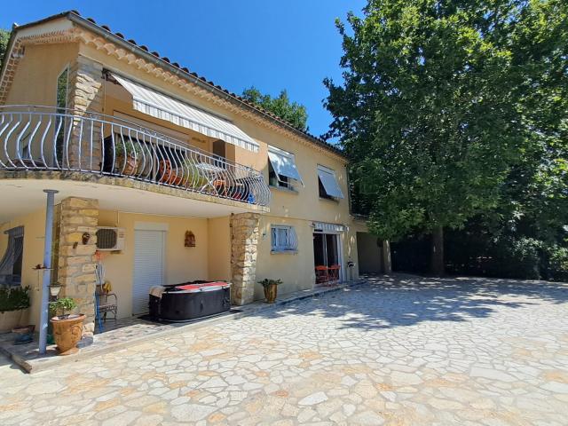 Maison vente à Carpentras, Bollène