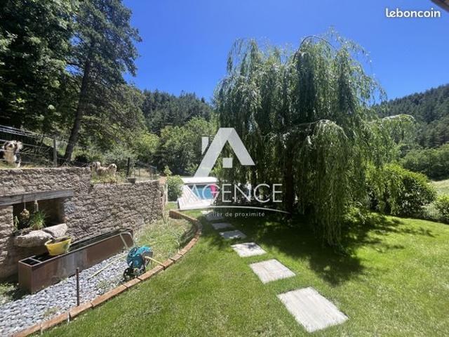 Maison vente à Mende, Montrodat