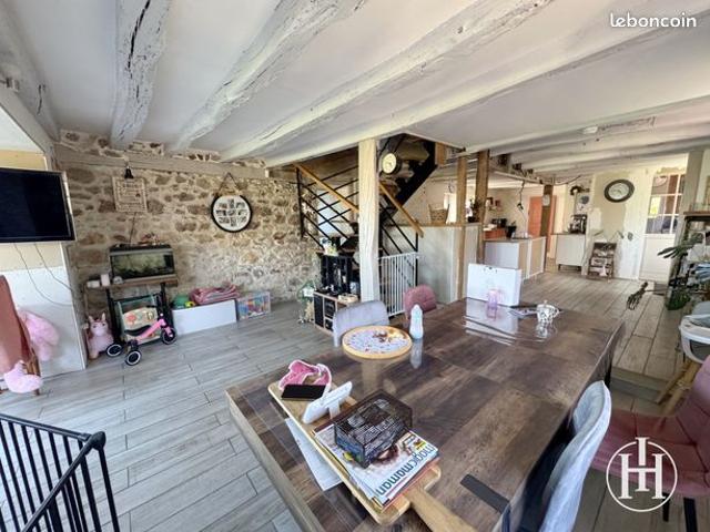 Maison vente à Saint-Amand-Montrond, Saint-vitte