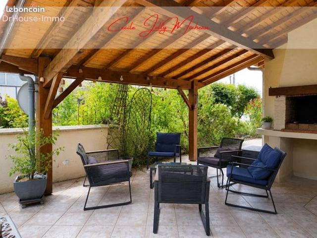 Maison vente à Jonzac, Saint-bonnet-sur-gironde