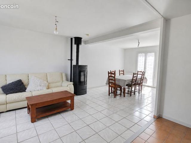Maison vente à Nogent-le-Roi, Eure-et-Loir