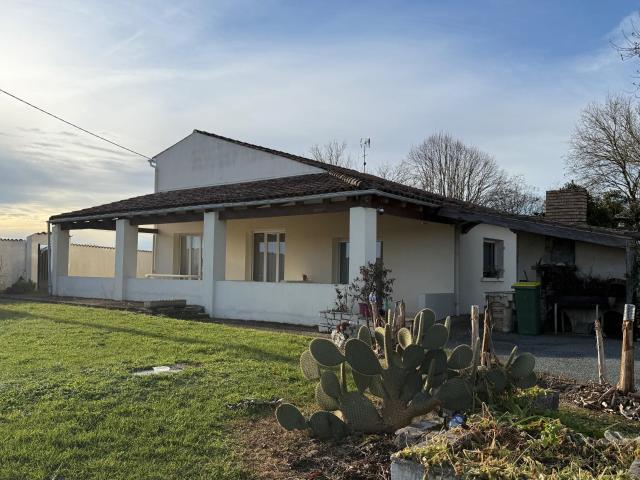 Maison vente à Saintes, Balanzac