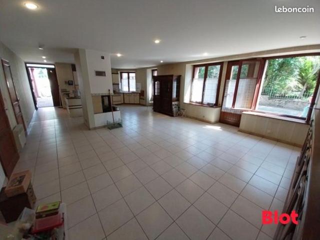 Maison vente à Alençon, Pacé
