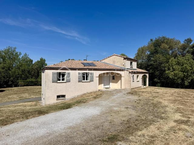 Maison vente à Castres, Saïx