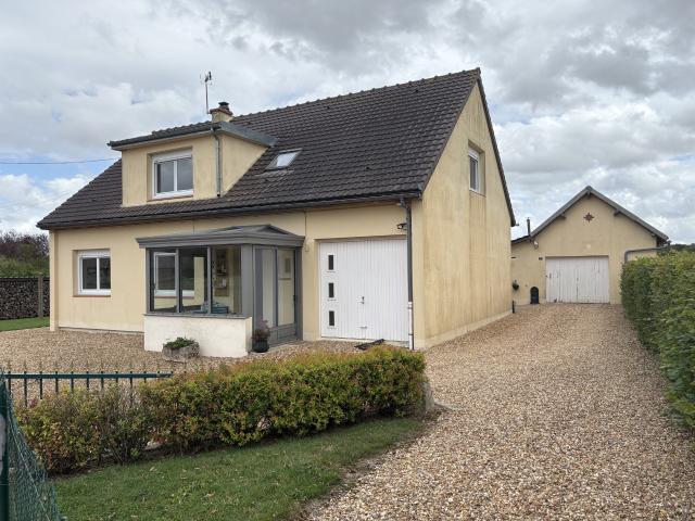 Maison vente à Dreux, Favières