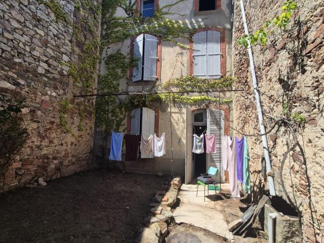 Maison vente à Carcassonne, Caunes-minervois