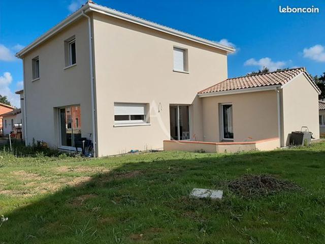 Maison vente à Montmorillon, L'isle-jourdain